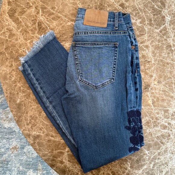 Band of Gypsies Blue Straight Leg Jeans - Picture 1 of 4